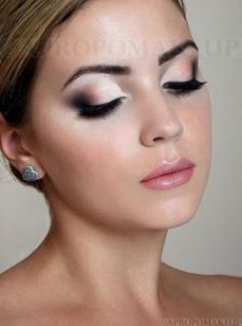 Pearl with a smokey eye