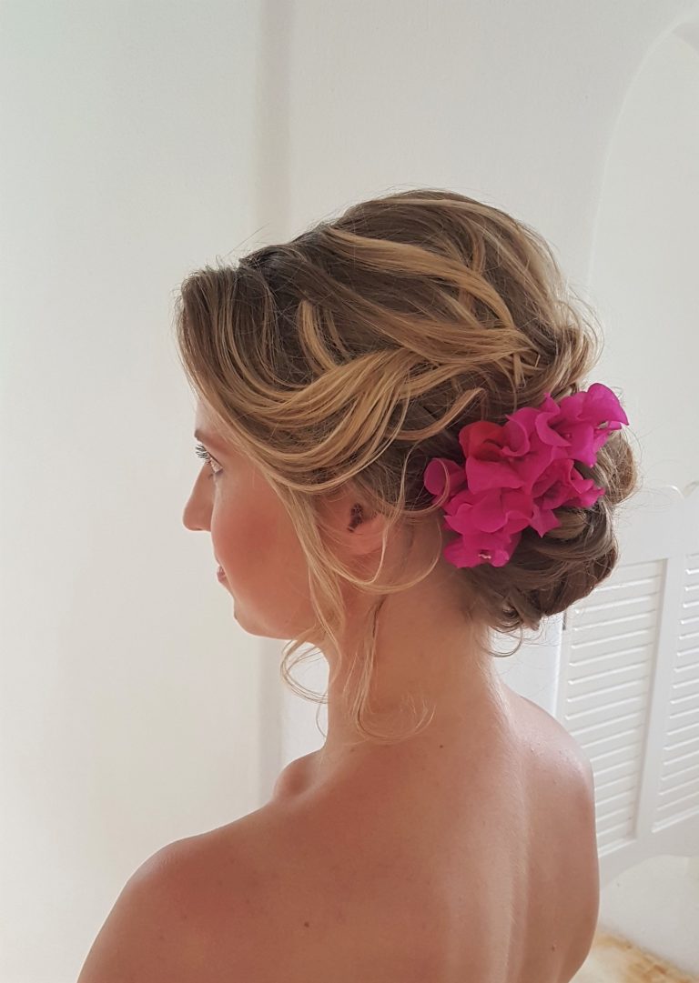 Messy And Chic Doranna Wedding Hairstylist And Bridal Makeup Artist