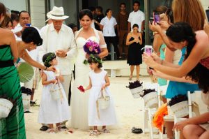 Flower girl hairstyles in Playa del Carmen by Doranna Wedding Hairstylist & Bridal Makeup Artist