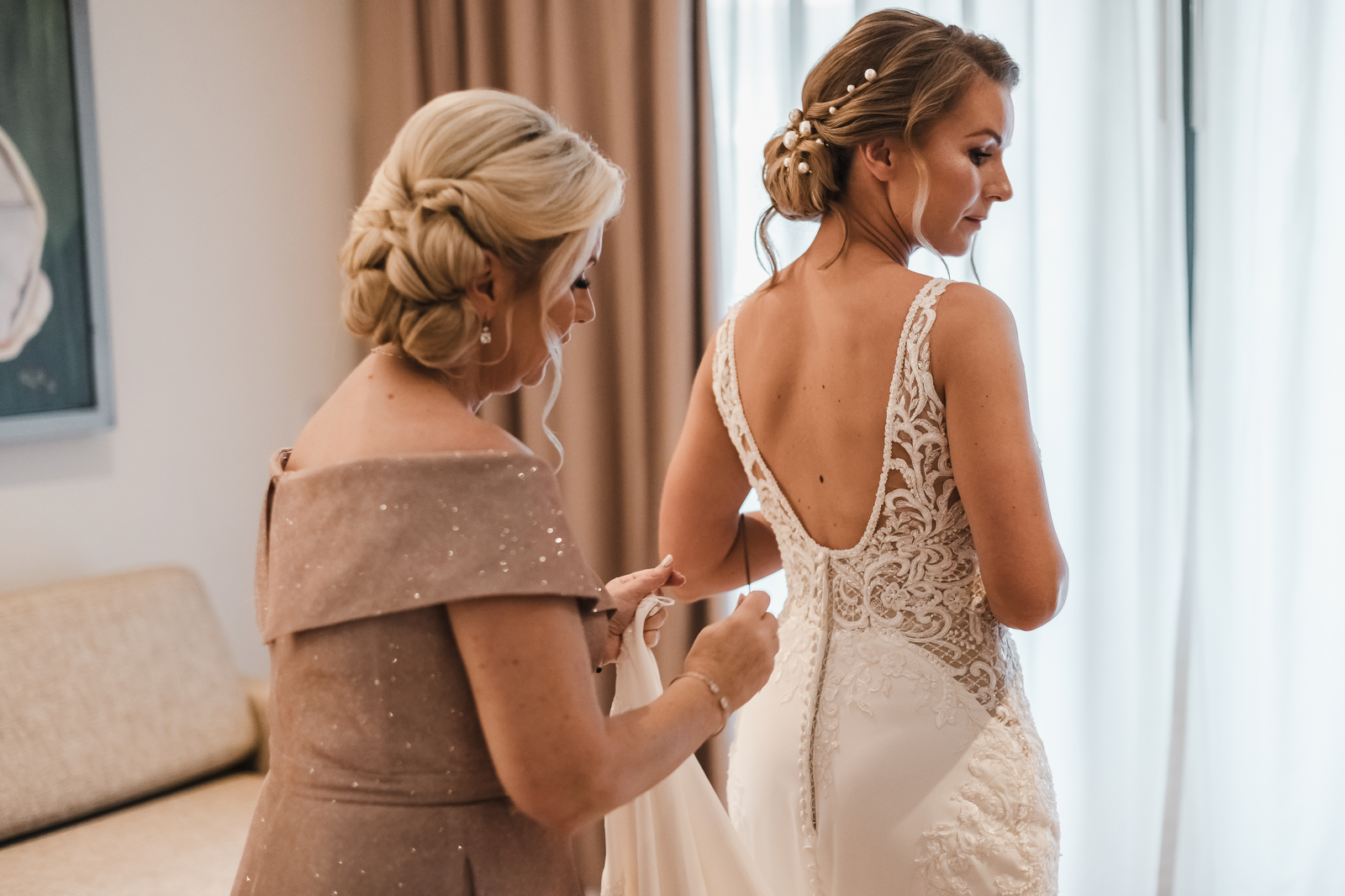 Soft Up Do with Pearls at Occidental Xcaret Hotel by Doranna Hairstylist Mexico. Photo by Ocean Photo